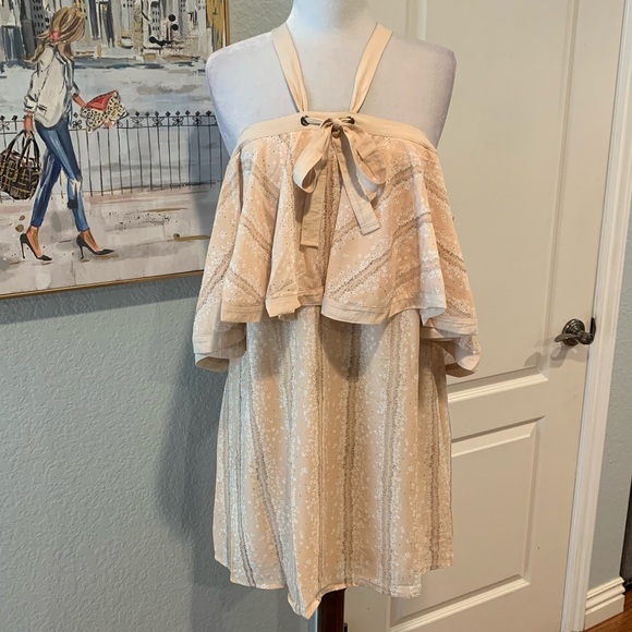 entro Dresses & Skirts - ENTRO Cold Shoulder Ruffle Tunic Dress • NWT!